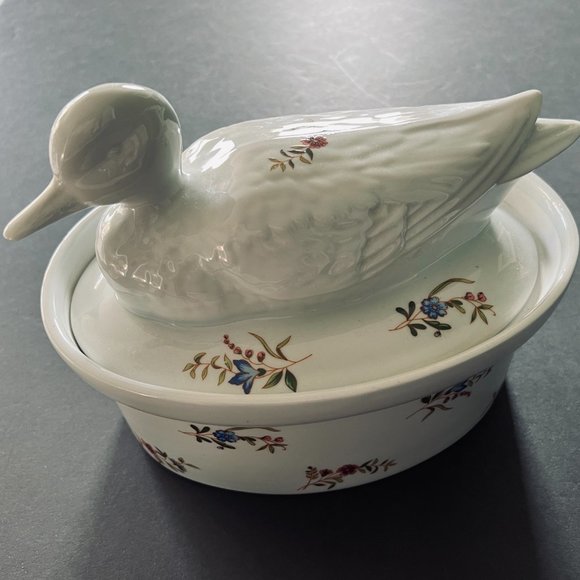 Cordon Bleu BIA Other - VINTAGE Cordon Bleu BIA Oval Duck Tureen Covered Casserole "Margot" EUC